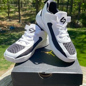 New in Box Jordan Luka 1 size 2.5Y